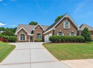 4236 Crestwood Bend Cir, Buford, GA 30518