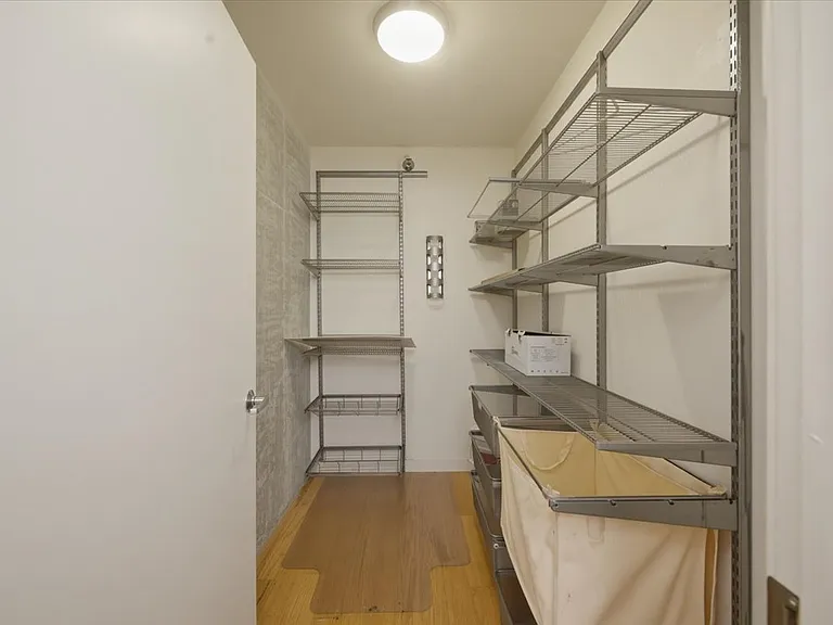 235 W Van Buren St #4507 — Photo 15