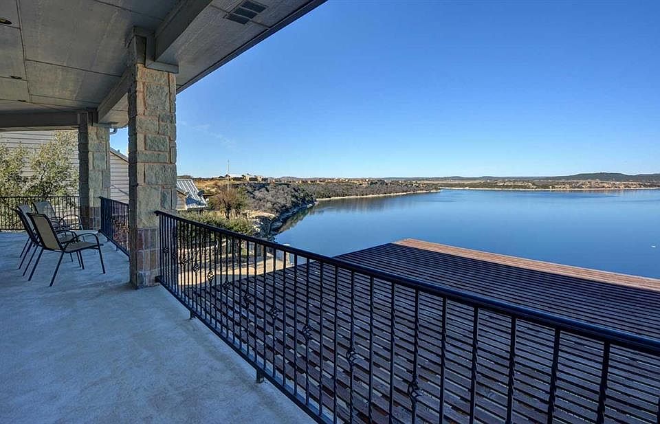 1st image of 215 Bay Hill Dr
