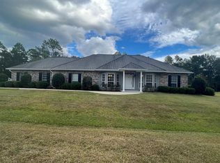 33 Odessa Dr, Carriere, MS 39426