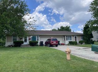 2301-2305 Bootmaker Dr N, Beloit, WI 53511