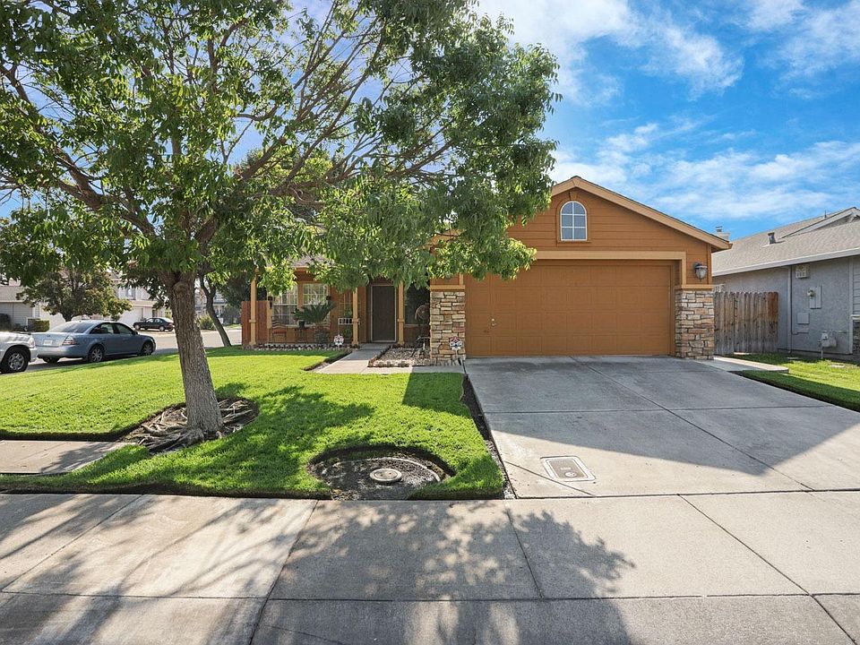 1st image of 2338 Fidelia Ct