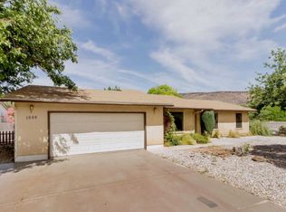1588 W Rose Garden Ln, St George, UT 84770