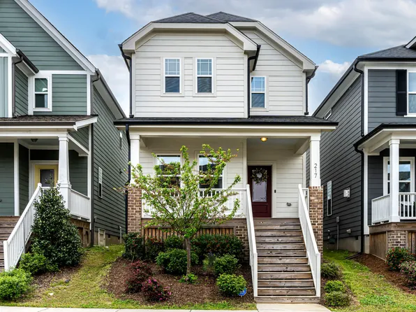 217 Douglas Falls Dr, Wendell, NC 27591