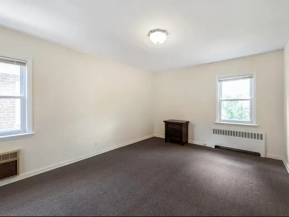 80-15 168th Street image 14 of 30