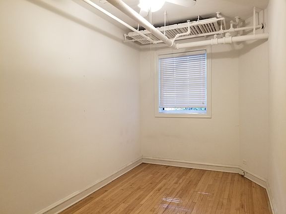 4th image of 4211 N Paulina St APT Gdn