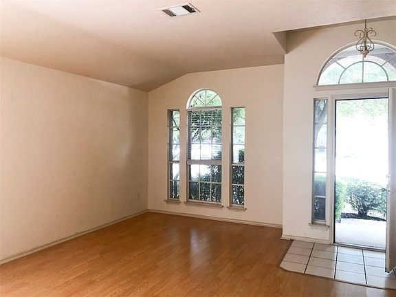4th image of 3316 Texas Topaz Dr