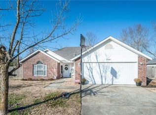 2241 Cottonwood Ave, Fayetteville, AR 72701