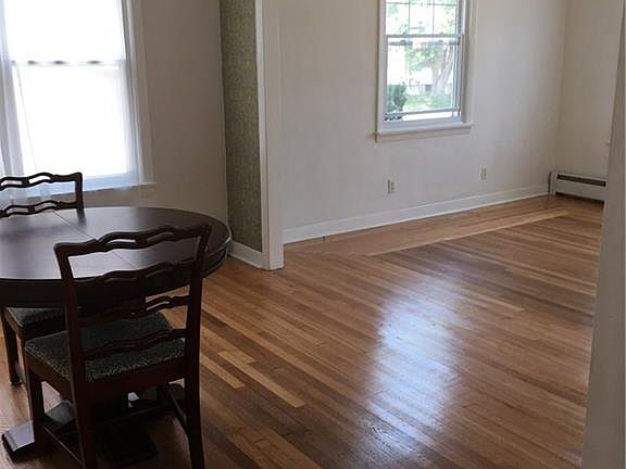 5th image of 55 Holburn Ave
