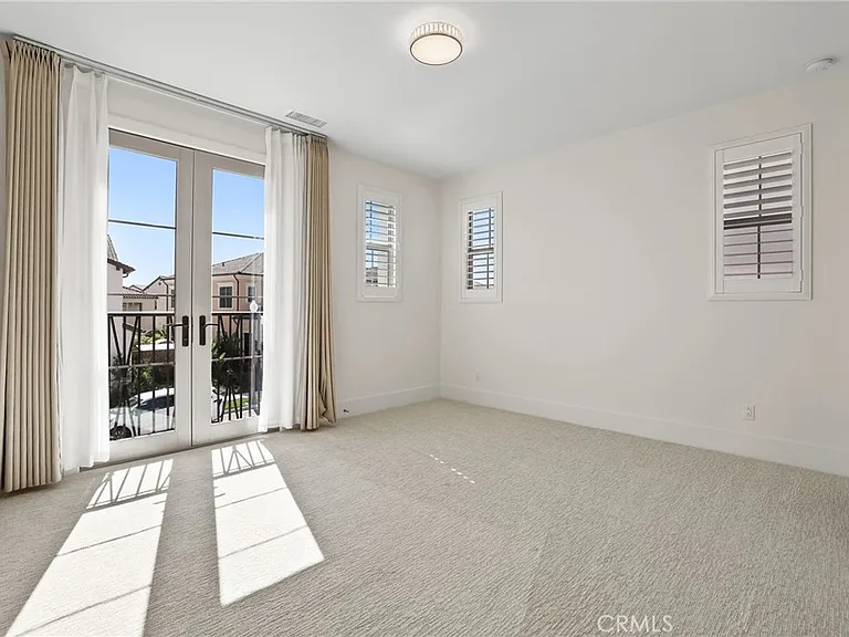 107 Orbit — Photo 24