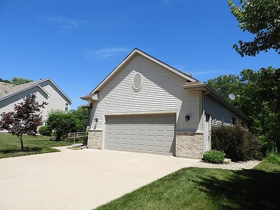 3rd image of 3607 Creekside Ct