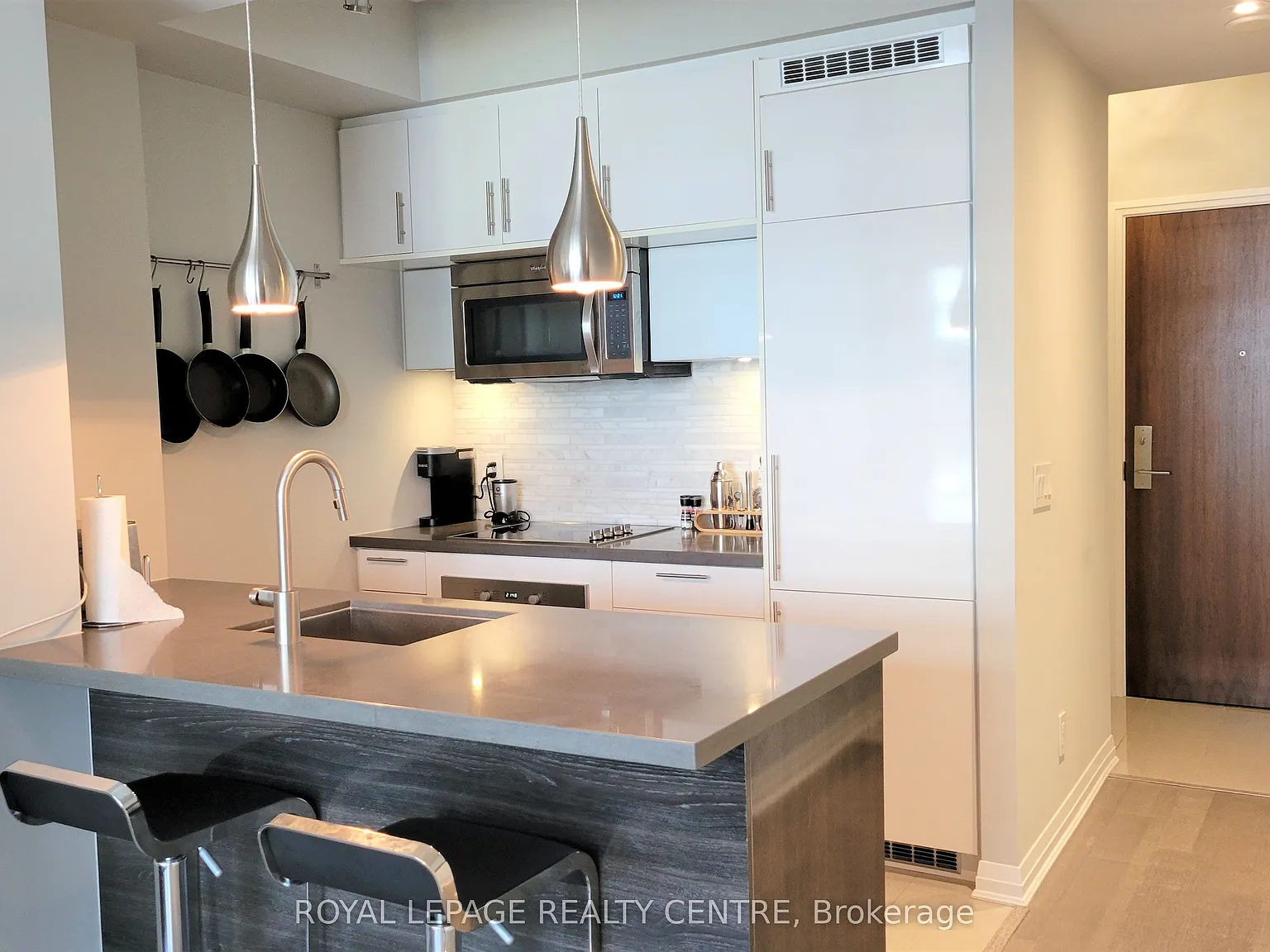 1 bed, $2,475 — Photo 2
