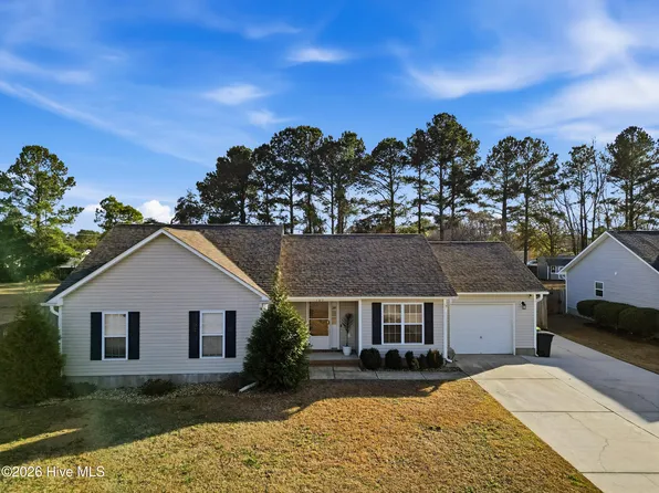 103 Hunt Drive, Hubert, NC 28539