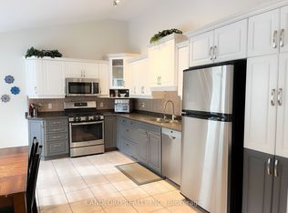 16 W Hill Dr, Toronto, ON