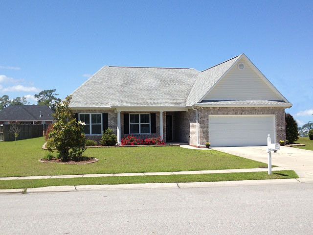 1st image of 110 Hillshire Dr