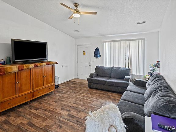 5th image of 24 Eastgate Dr