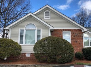 2042 Hearthwood Ct, Greensboro, NC 27407