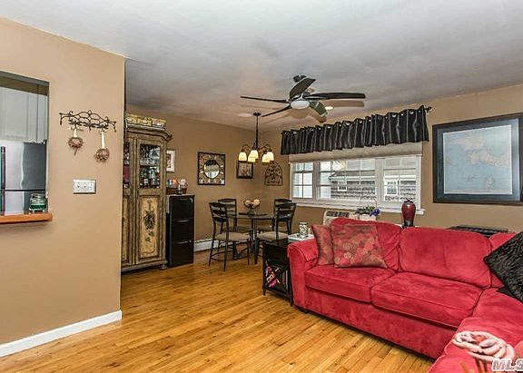 4th image of 4723 Wilshire Ln