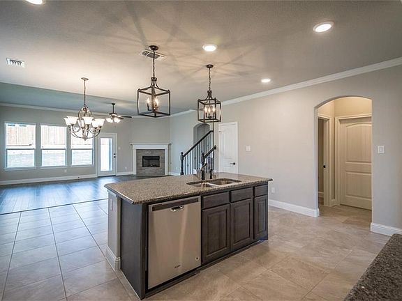 3rd image of 8709 Cloudyway Dr