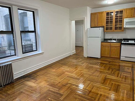 3rd image of 417 Ocean Ave APT C3