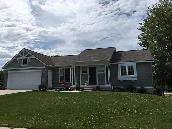 2nd image of 839 Ashlee Ct