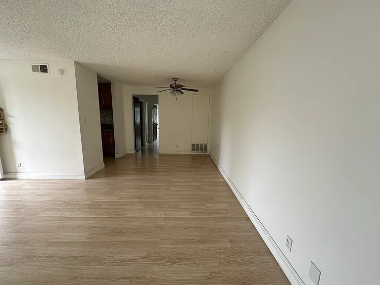 6201 Carlow Dr #4 — Photo 6