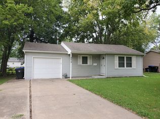 2513 SW Shunga Dr, Topeka, KS 66611