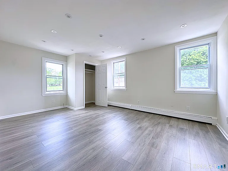 13 Bartlett St #2 — Photo 6