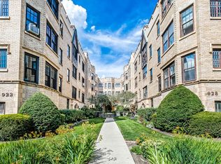 926 Judson Ave APT 2E, Evanston, IL 60202