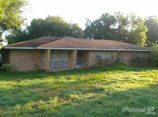 300 E University Ave, Palacios, TX 77465