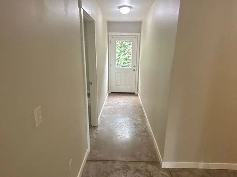 1424 Gleason Ave — Photo 19