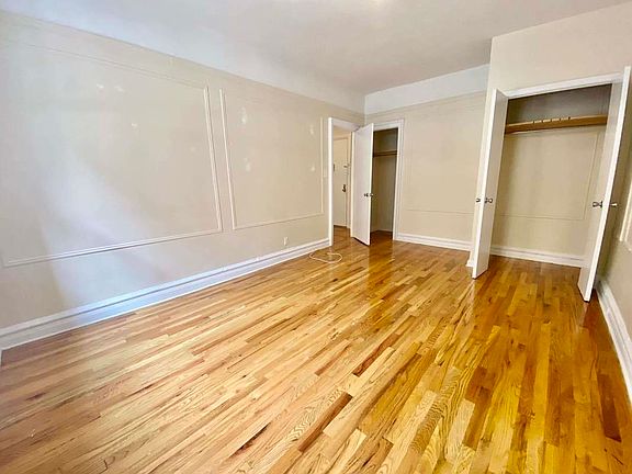 2nd image of 542 Parkside Ave #4A