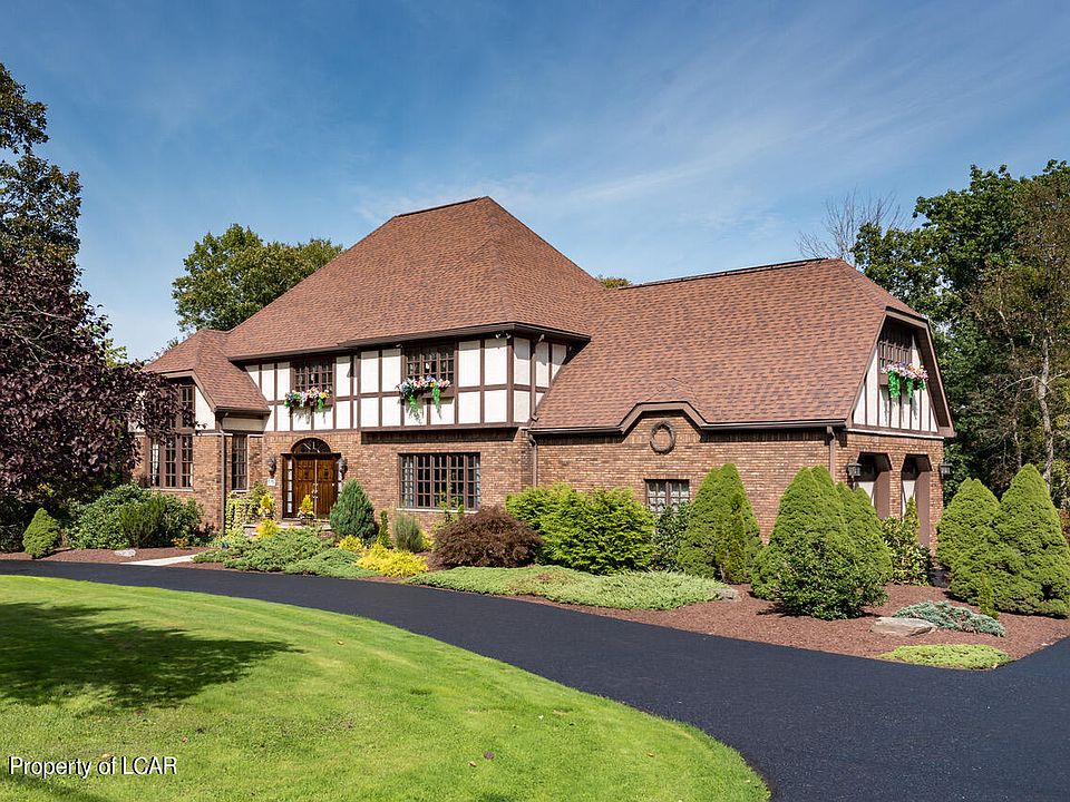 415 Upper Demunds Rd, Dallas, PA 18612 Zillow