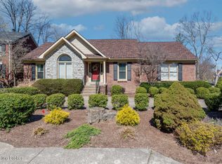 518 Oak Branch Rd, Louisville, KY 40245