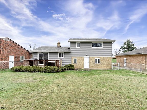 4th image of 18195 Strongsville Blvd