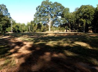 1231 Rader Creek Rd, Sarah, MS 38665