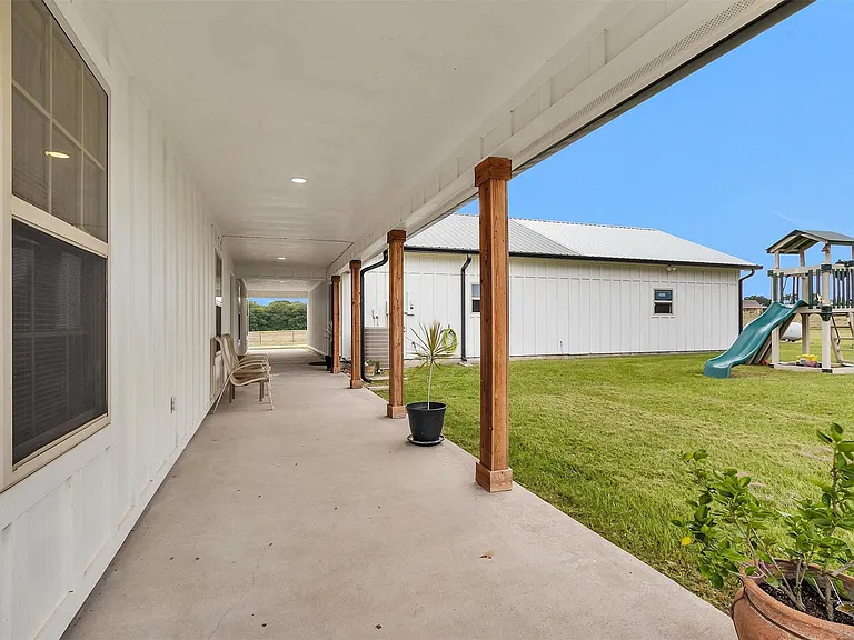 7581 County Road 333 — Photo 35