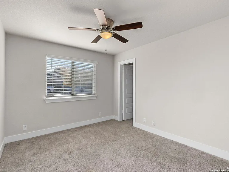 21215 Boulder Flts — Photo 12