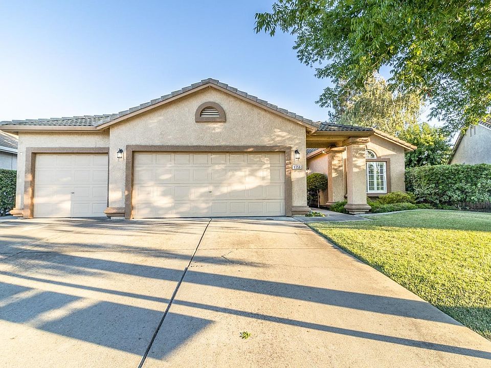 2nd image of 9356 Pioneer Cir