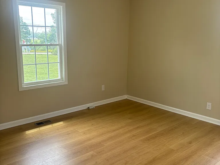 1681 Lasea Rd — Photo 8