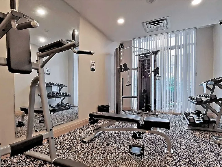 29 Northern Heights Dr #401 — Photo 11