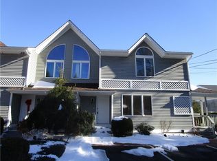 4090 Post Rd #3, Warwick, RI 02886