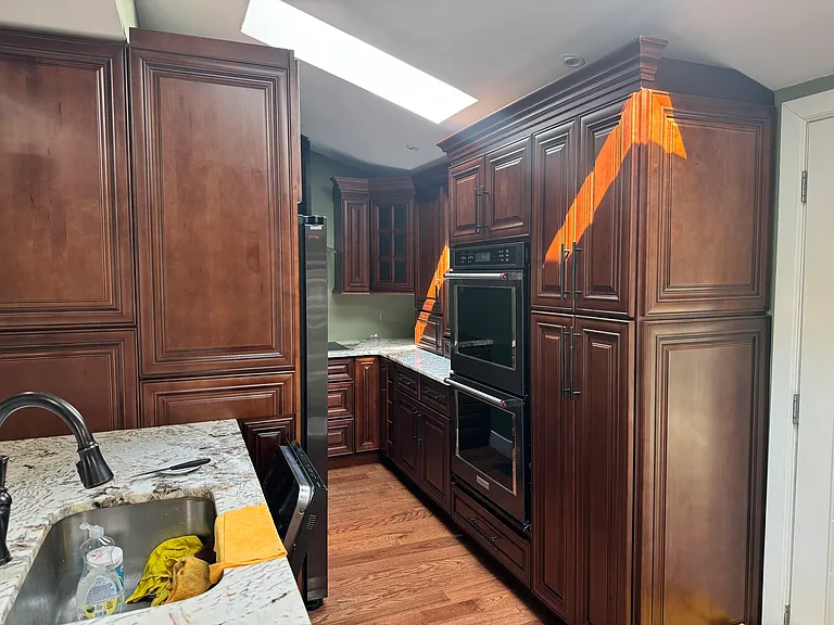Walnut Ln — Photo 11