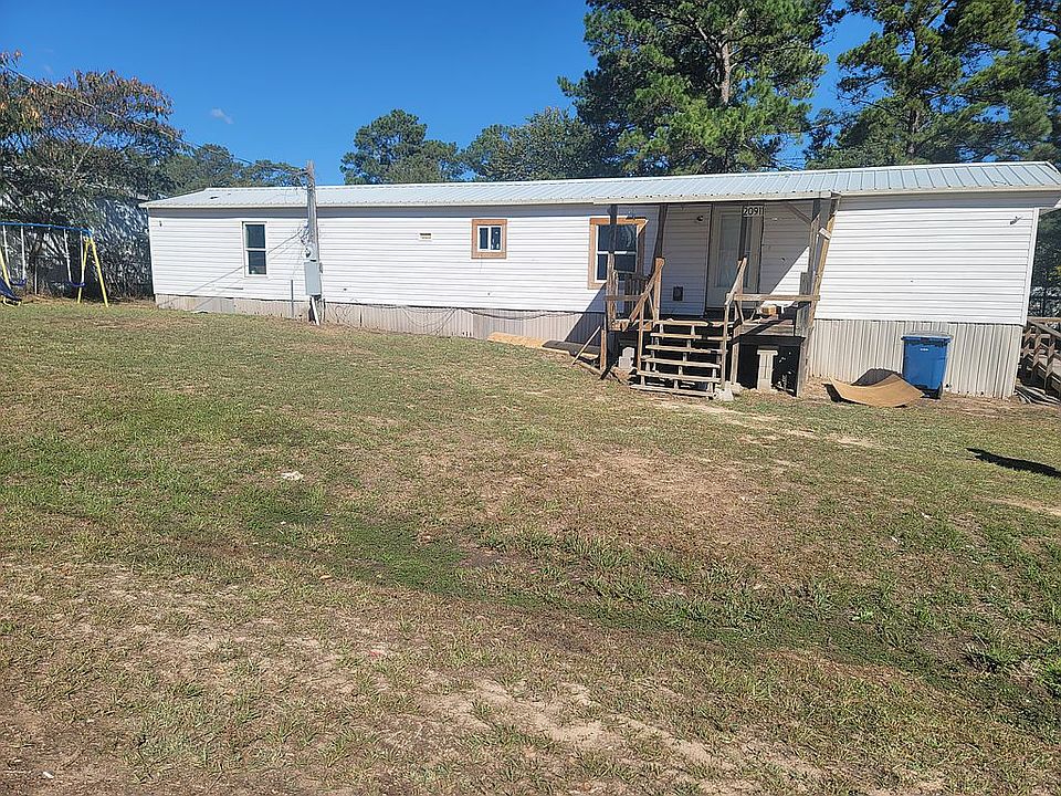 1st image of 20911 Meadowdale Dr