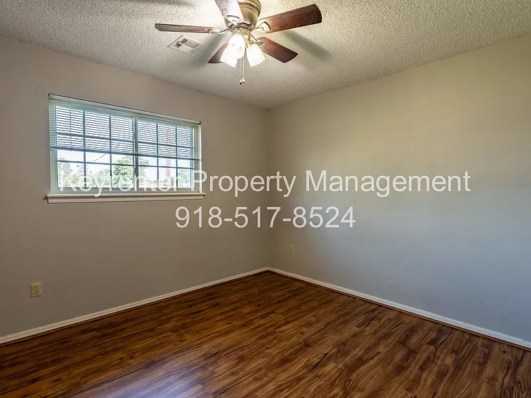 4822 S Spruce Dr — Photo 11