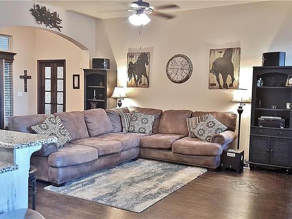 4th image of 3004 Brookstone Lakes Dr