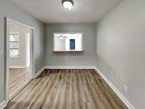 3rd image of 2400 12th St S
