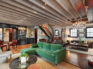 65 Spring St, Charleston, SC 29403