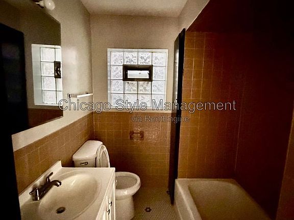 4th image of 2950 W 61st St #2