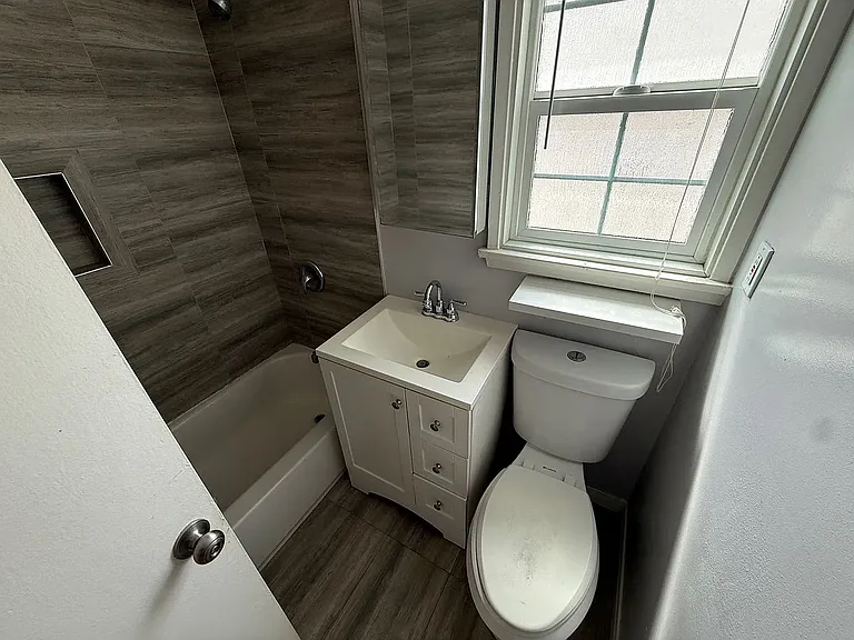 417 E Walnut Ave #A — Photo 13